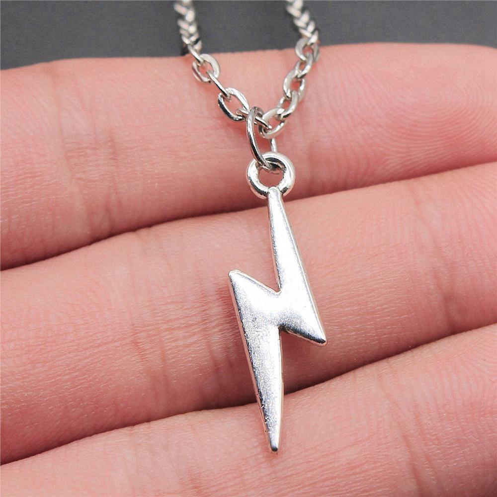 Halskette am Hals 43cm Kette Raumfahrt Reise Kinderschmuck Materialien QN066