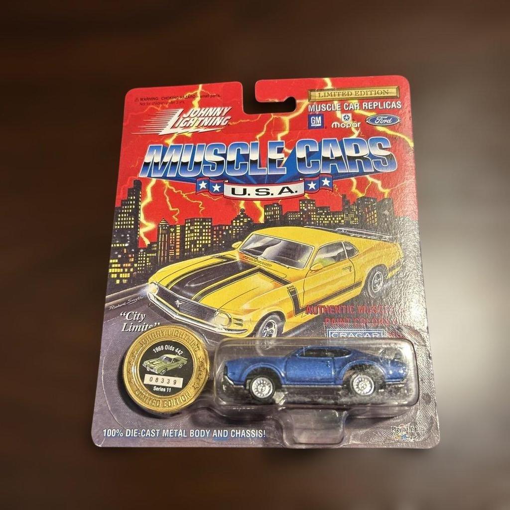 1969 Oldsmobile 442 Limited Edition Mini Car Johnny Lightning