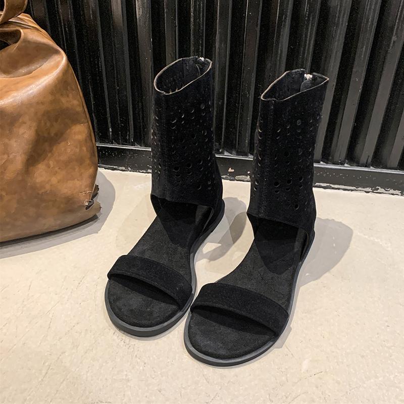 

Модные сандалии с открытым носком, полые дышащие крутые ботинки, лето 2025, новинка, римские туфли на внутренней платформе, универсальные брюки с короткими штанинами, ботинки-трубы, женские 40 чёрный