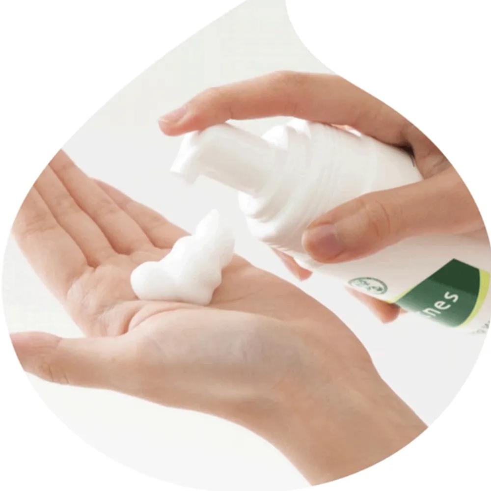 [ACNES] Acnes Clear and White Foaming Wash 150ml