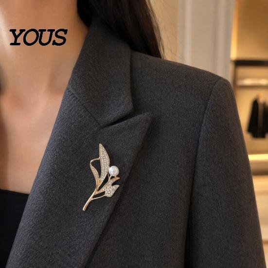 Wheat Ear Brooch of Faux Pearl Brooch, Rhinestone Leaf Alloy Lapel Pin, Electroplated Jewelry Sweater Cardigan Coat Business Suit Clothing Accessories