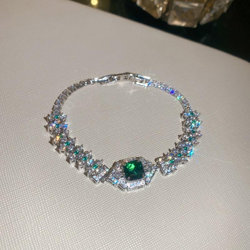 Sparkling zircon square bracelet necklace stud earrings set light luxury high-end exquisite dress banquet temperament jewelry women