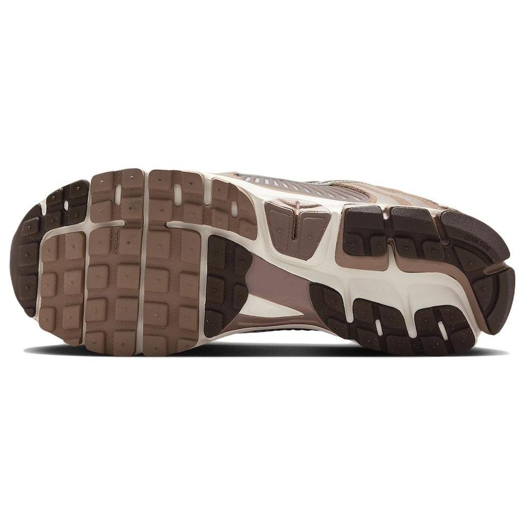 Nike Air Zoom Vomero 5 Dusted Clay Men Sneakers Brown Platinum-Violet Smokey-Mauve HF1553-200