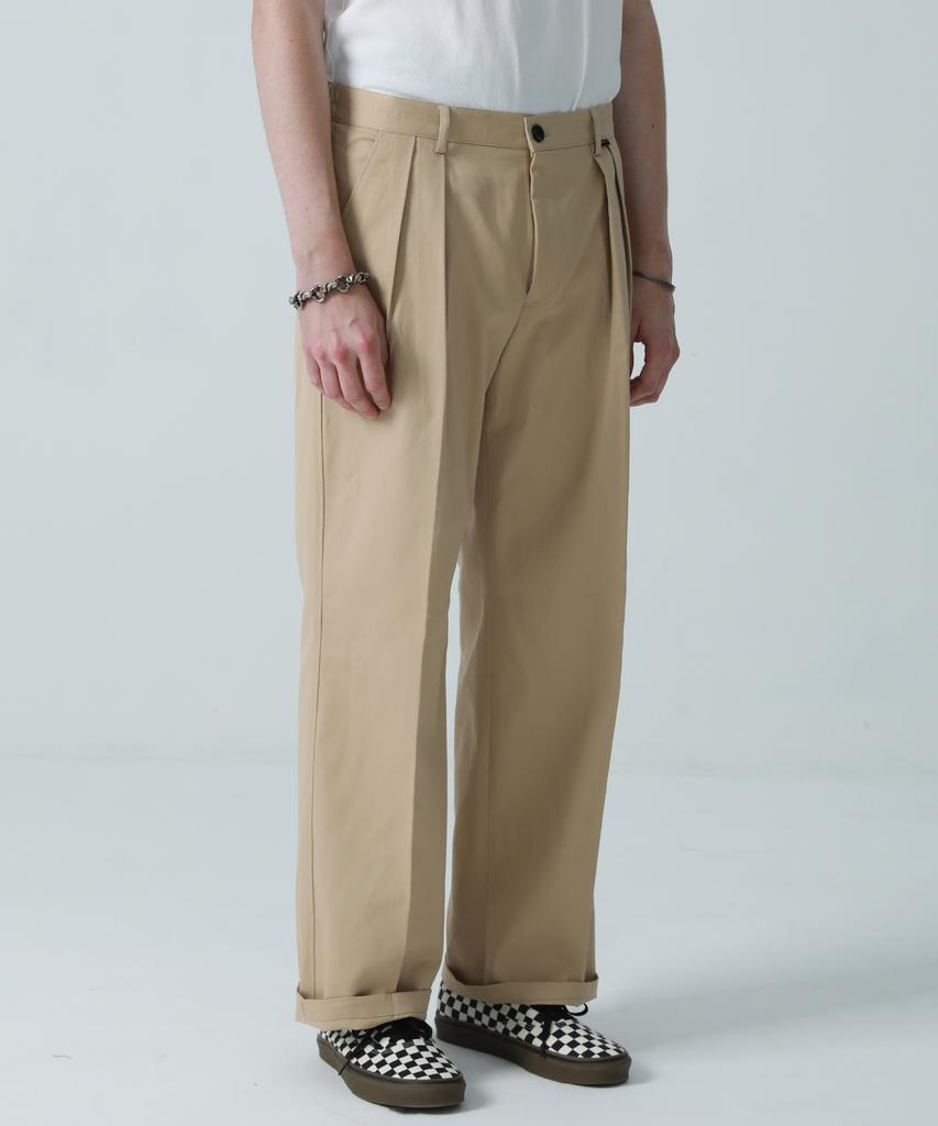 STAGE NAME Reverse Double-Pleated Elastic Wide Cotton Chino Pants_Beige