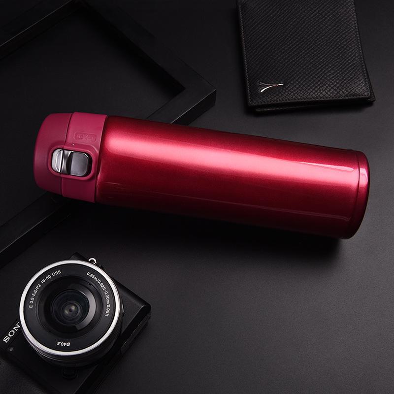 

Новый стиль нержавеющая сталь вакуумная изоляция двухслойная прыгающая автомобильная кружка для воды - идеальный деловой подарок 500ml красный