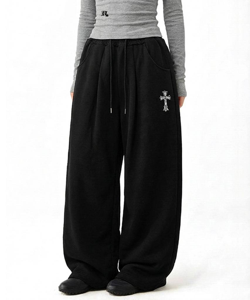 Damiswi Cross Wide One-Pleat Sweatpants_Black