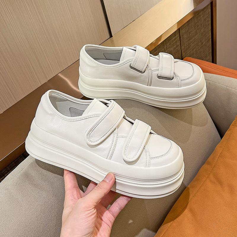 

Velcro Small White Shoes Women s Spring New Small Thick-soled Shoes Increase Korean Version of Velcro Bread Shoes
