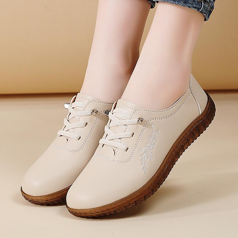 Women Soft Loafers Casual Elegant Summer Sneakers Breathable Embroidery Leather Moccasins Shoes Plus Size