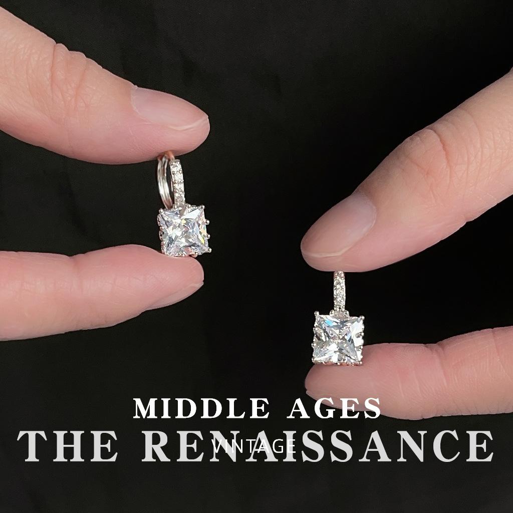 Medieval explosive square zircon earrings, simple ear buckles, temperament commuter earrings, women