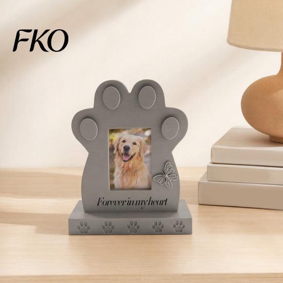 3D-Schmetterlingsmuster-Ornament Grabstein Hundedenkmalstein, mit integriertem Fotokartenfach, und Haustier-Gedenk-Displayrahmen Pfoten-Design,