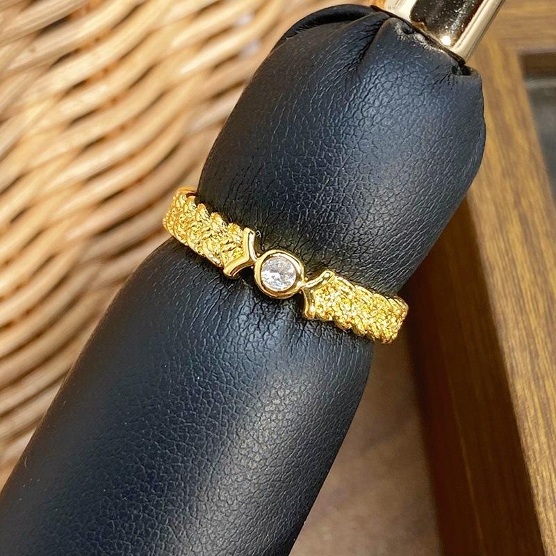 [Golden Diamond Dream] Medieval Vintage Narrow Version Full Of Diamonds Zir*****Pen Ring Geometric Super Fairy Stacked Ring