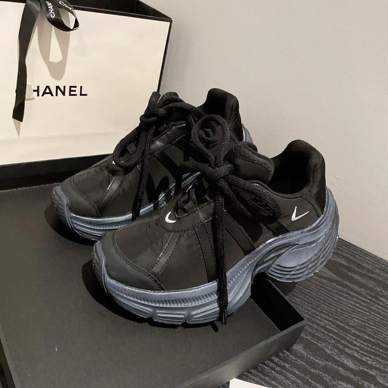 European Station Dad Shoes Women's 2025 Autumn New Fried Street Heightening Thick Sole Color Matching Casual Running Sports Shoes Women
