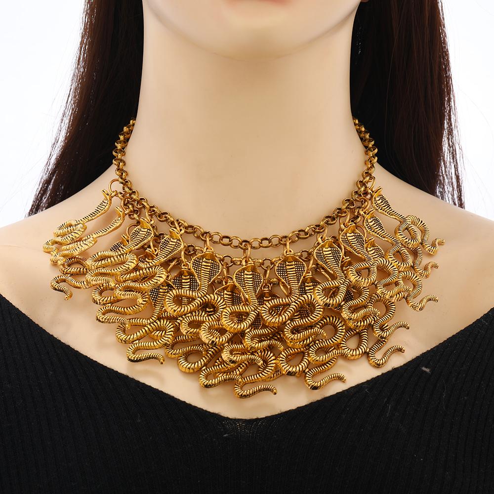 Punk Retro Multilayer Cobra Snake Shape Statement Necklace for Women Party Jewelry Accessories