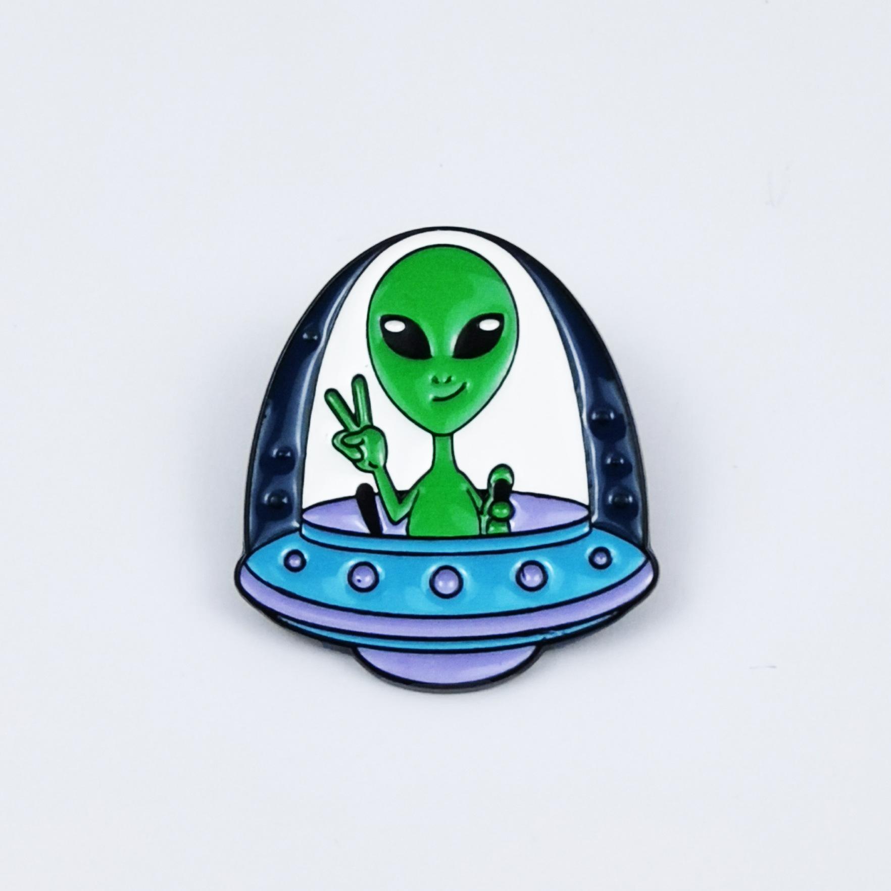 Cute Alien Brooch: Quirky English Letter Metal Badge for Bags & Decoration