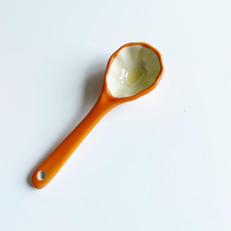 Kürbis Kreativer Wasserbecher Keramik Thermoskanne mit Deckel Exquisiter Frühstücks-Haferflockenbecher Wärmeisolierender verbrühungssicherer Milchbecher