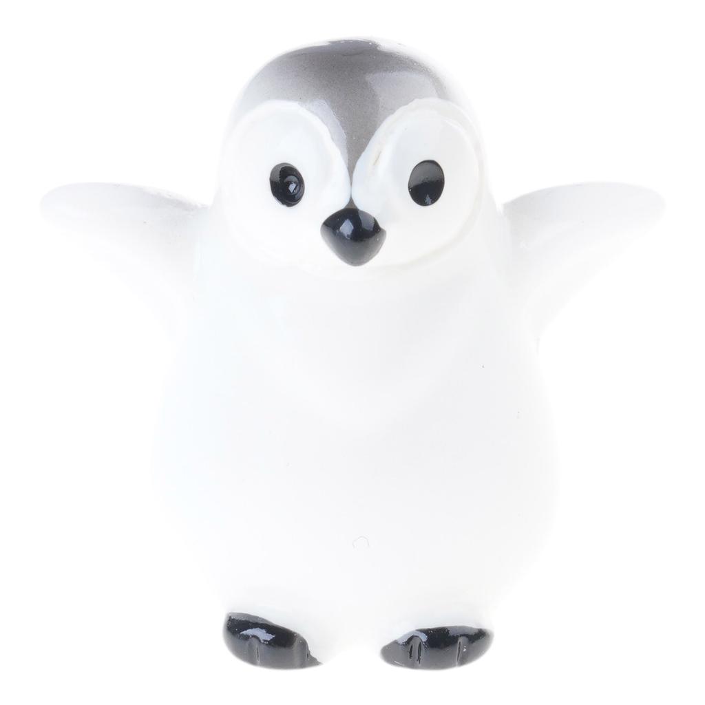 Pocket Resin Penguin Figures Tiny Penguin Resin Miniatures Animal Figurine Decoration for Kid Birthday Baby Showers