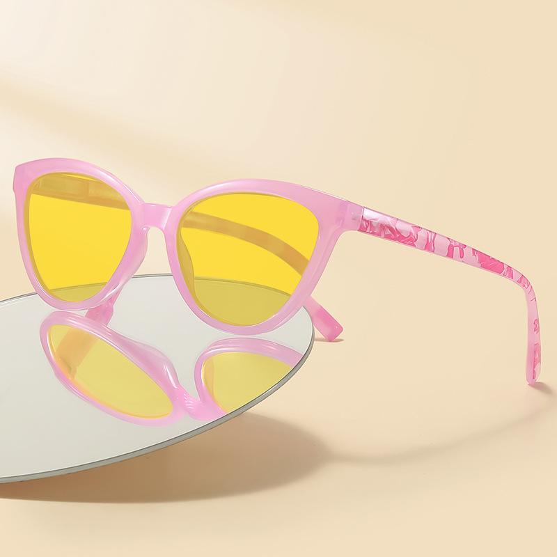 Personalized Cat Eye Night Vision Anti Blue Light Glasses for Men and Women Protect The Eyes for Computer Sports Game Goggles