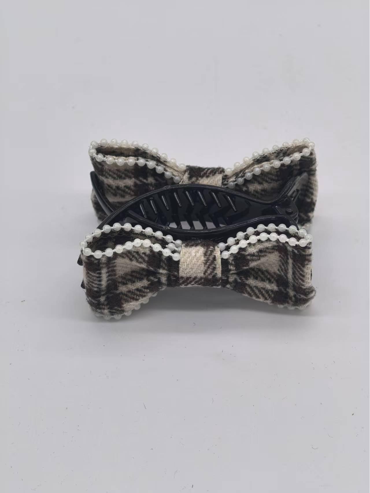 

Korean Style Pearl Bow Fabric Hair Clip - Elegant Retro Accessory
