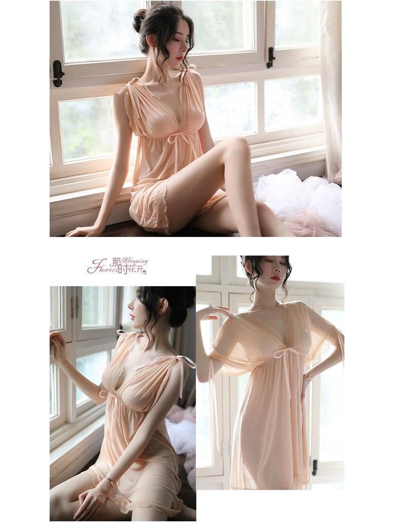 Plus Size Erotic Lace Pajamas: Sheer Two-Piece Nightdress Set