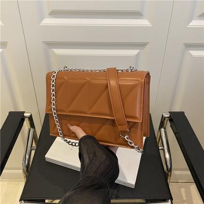 Bag Women's New Small Square Bag Personalized Diamond Chain New Casual Aesthetic Temperament Shoulder Messenger Bag