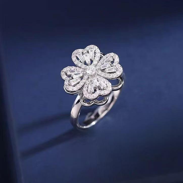 

Ожерелье из титановой стали с вращающимся четырехлистным клевером, женский универсальный комплект ювелирных изделий премиум-класса с микроинкрустацией цирконием в форме сердца