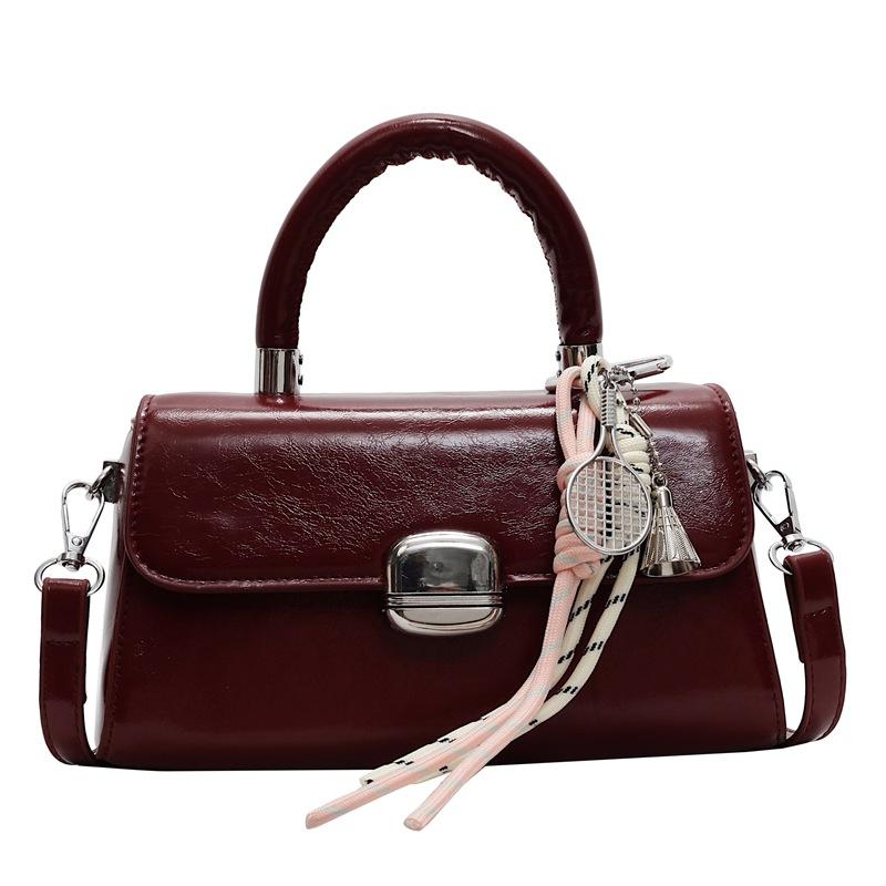 Hot Sale New Products Fashion Simple Style Versatile Portable Small Square Bag Ladies Commuter Niche Premium Casual Messenger Bag