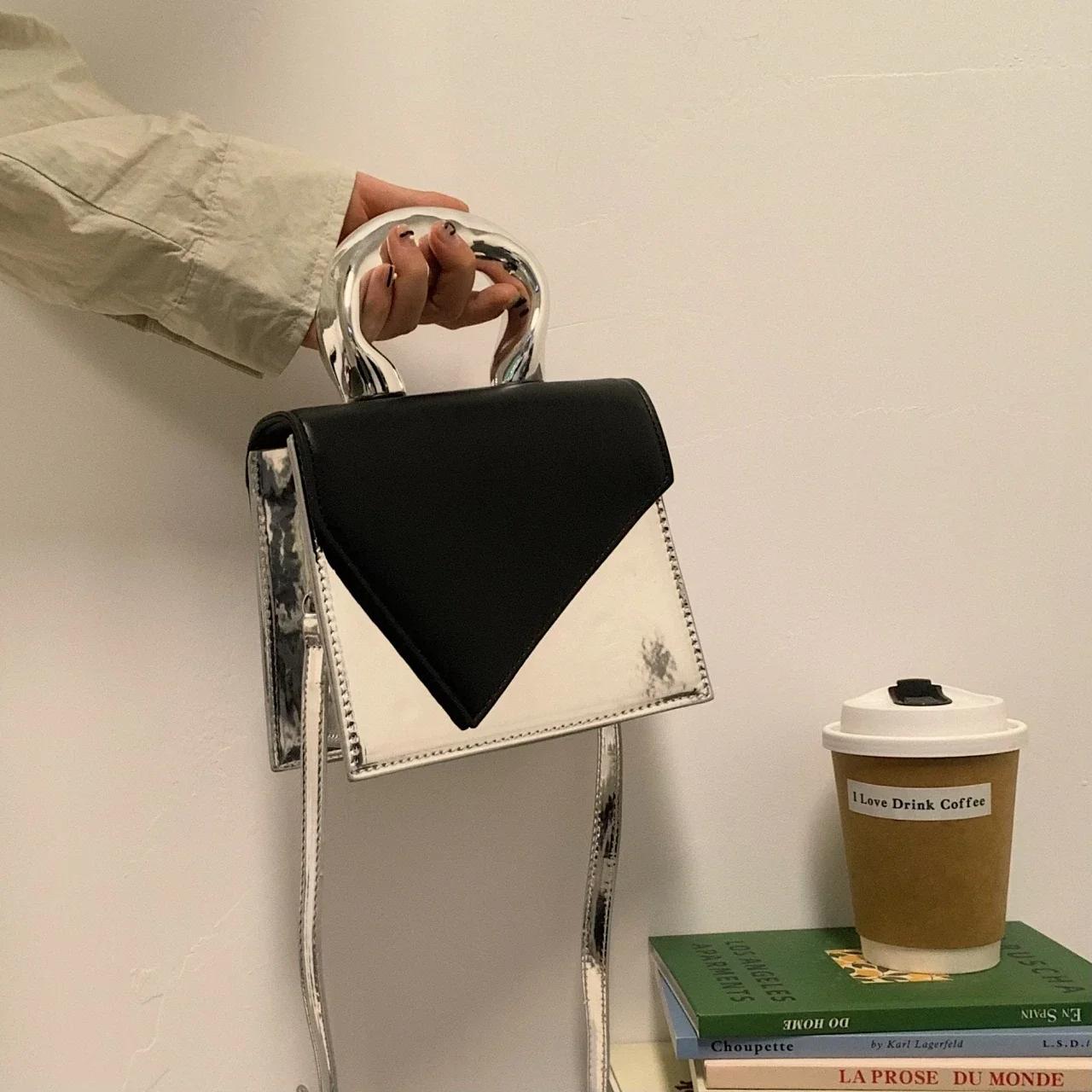 

Flannelsmall Square Bag With Magnetic Buckle Color-Contrasted Cross-Stitched Bag Versatile Mini Portable Advanced Niche Bag Pu Quality