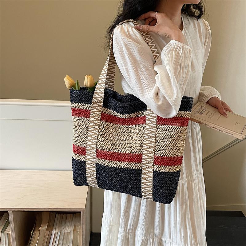 Contrast Straw Bag Large Capacity Holiday Beach Bag Women's Shoulder Tote Bag