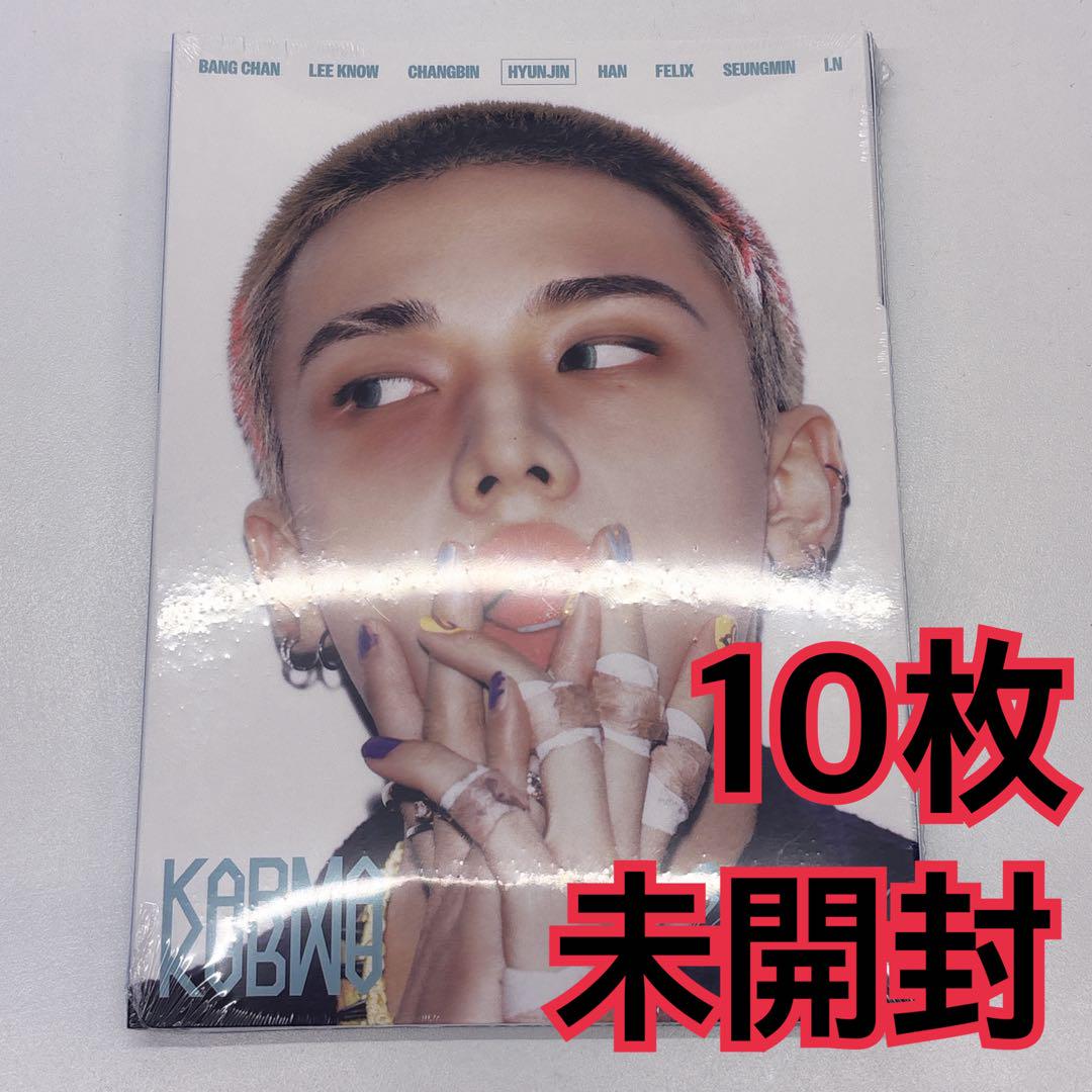 

[USED] Hyunjin Album Accordion 10 KARMA