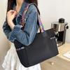 Neutral Style Bags Are Suitable for Daily Commuting and Going to Work They Come in Single-Shoulder and Hand-Held Styles.