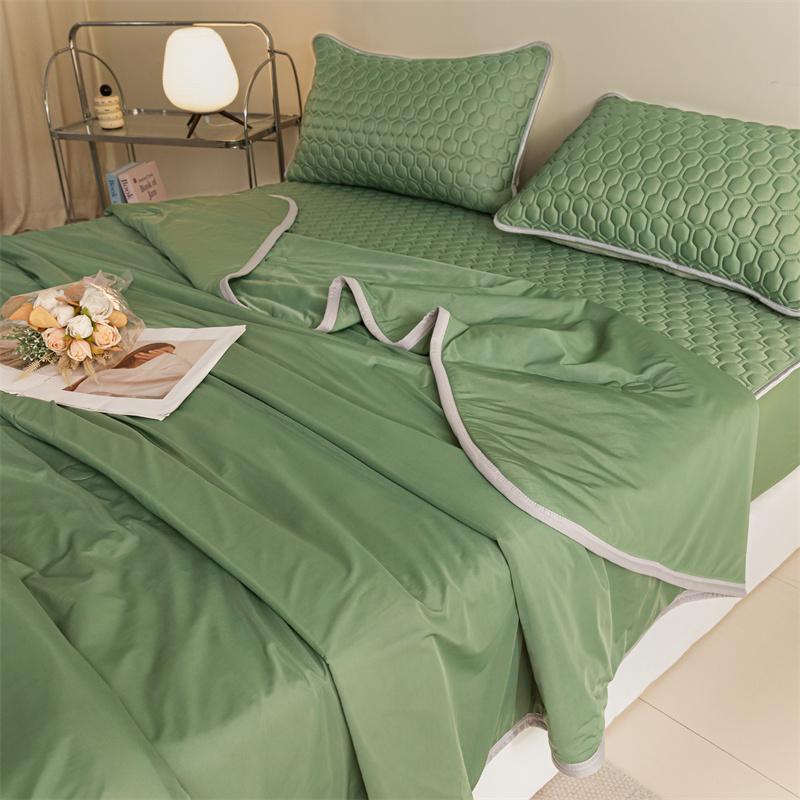 New Solid Color Cool Silk Summer Quilt Soft And Comfortable Air Conditioner Quilt Single Adult Gift Quilt