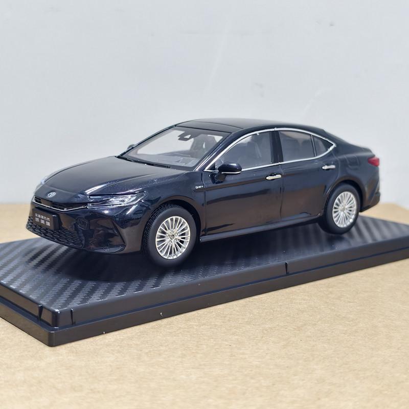 1:30 Scale Toyota Camry 2024 Xse Camry Alloy Diecast Car Model, Collectible Model For Desk Display And Gift Giving In Stock