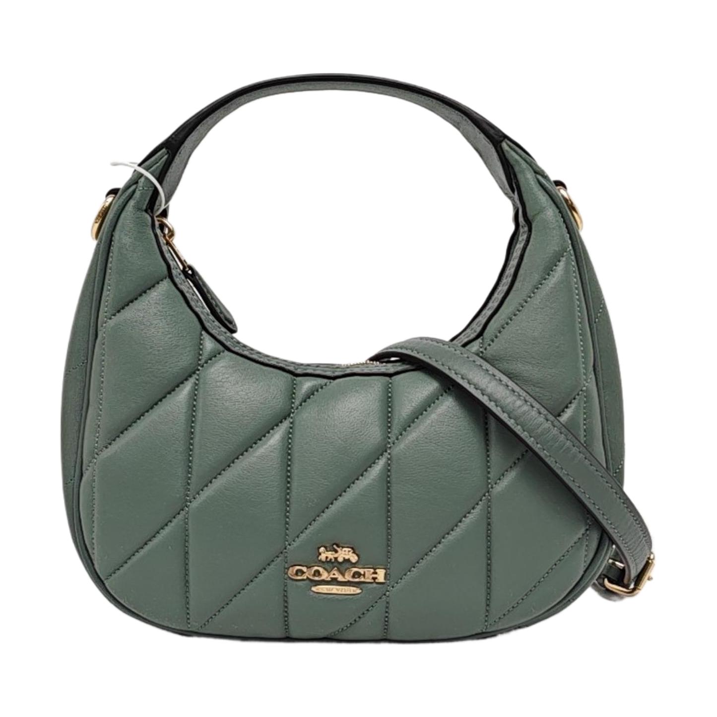 [Pre-Owned] Carmen 20 Metal Logo Diamond Pattern Napa Leather Shoulder Tote Bag Small - Very Good #5HIDO2 ONE SIZE