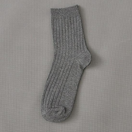 

Men s Trendy Mid-Calf Cotton Socks - Breathable, Sweat-Wicking, Solid Colors for Spring & Autumn One Size темно-серого