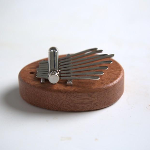 Daumenklavier-Anhänger: Mini 8-Noten Kalimba Fingerklavier