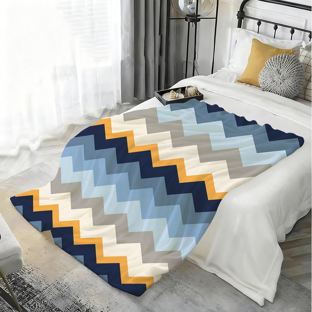 Retrozigzagstripe Throw Lightweight 240G Flannel Blanket Soft Skin-Friendly For Summer Cooling