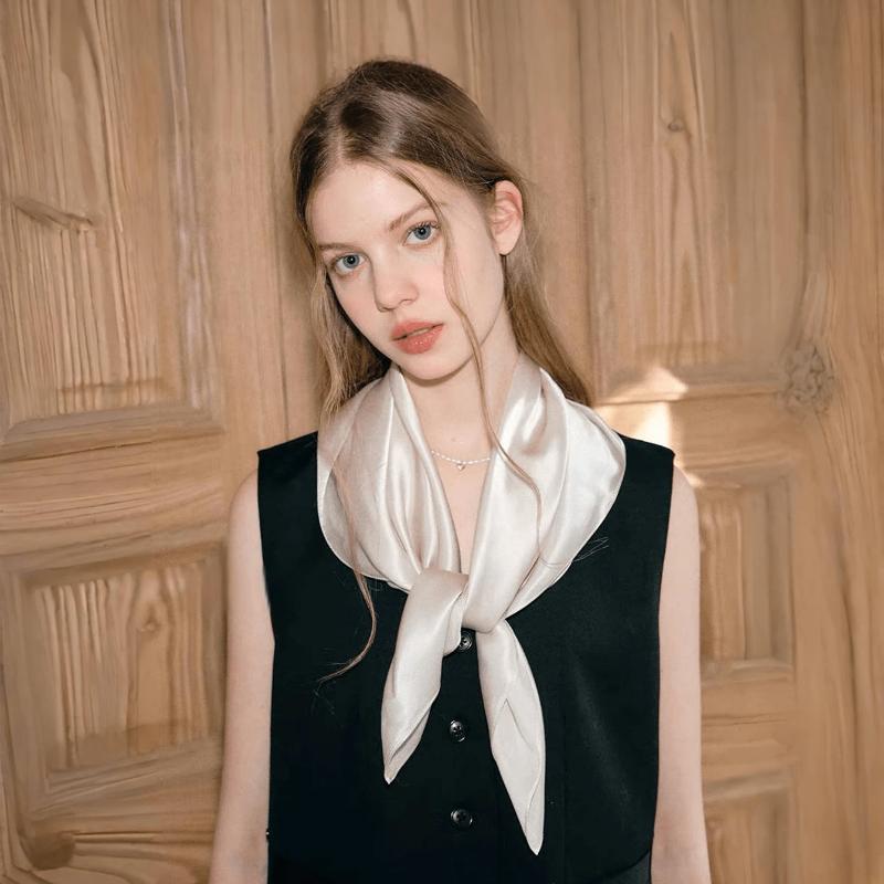 Luxury Brand 21Colors Solid Neck Tie Shawl Silk Square Scarf Women 70cm Hair Hand Wrist Headkercheif Hijab Bandana