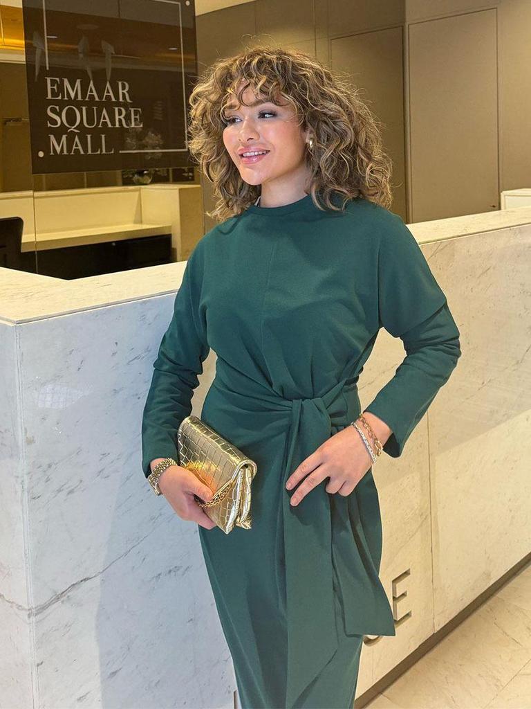 2024 Elegantes Baumwoll-Midikleid mit Schnürung in Slim Fit