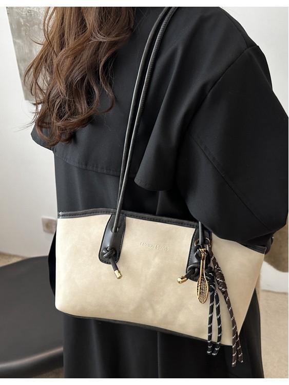 High-End Retro Large-Capacity Women's Tote Bag - 2025 Autumn/Winter Commuter Shoulder Handbag