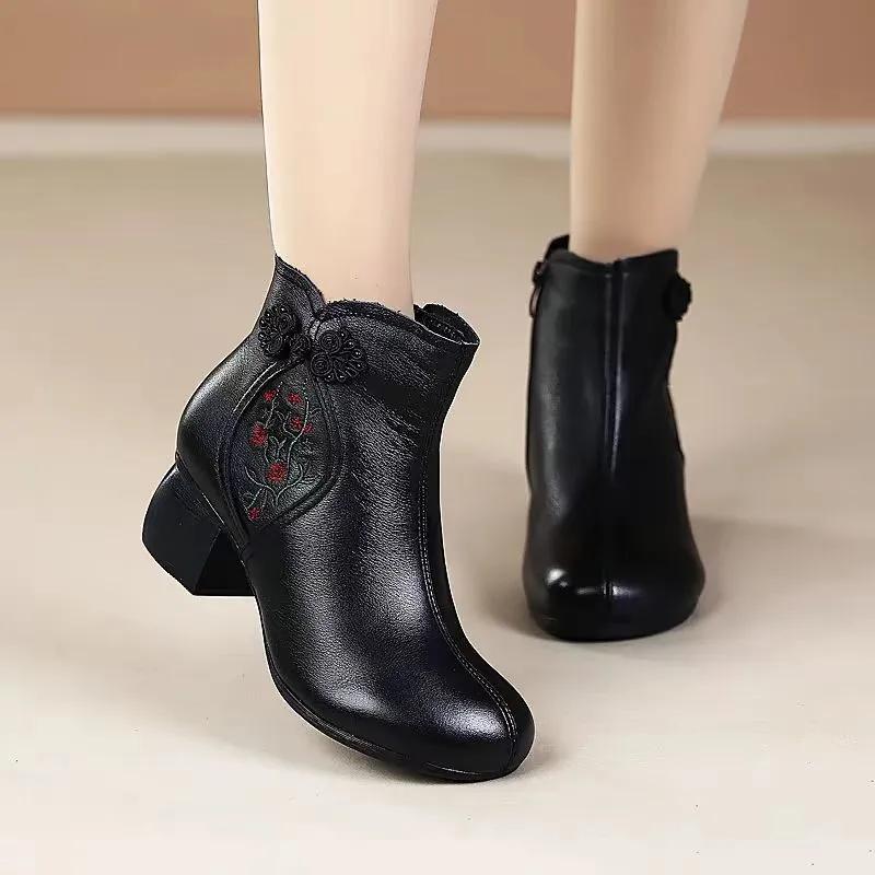 PU Winter Ethnic Style Embroidered Thick-heeled Round-toe Short Boots Retro Plus Velvet Warm Cotton Boots Women