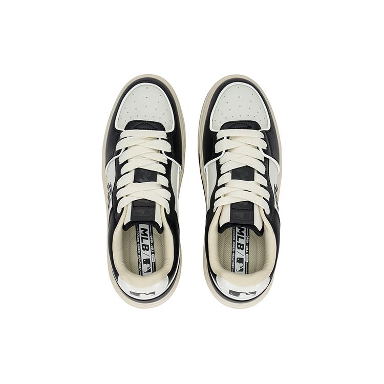 New MLB Chunky Liner 24SS New York Yankees Low Top Skateboard Shoes Unisex Black 3ASXCLS4N-50BKS