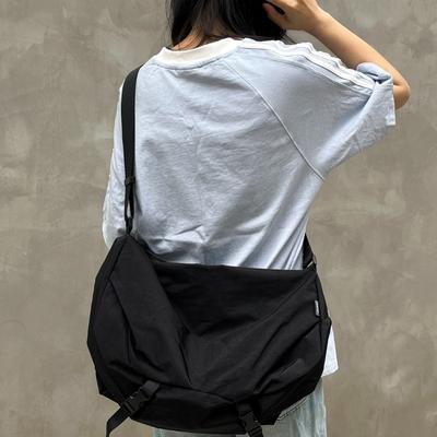 Bolsa de Fitness Bolsa Transversal Estilo Japonês Simples e Versátil Grande Capacidade para Deslocamento Viagem Bolsa Mensageiro
