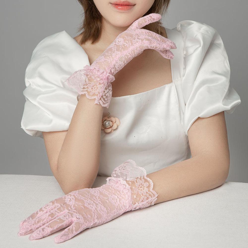 Wrist Length Women's Lace Gloves Full Finger Gloves for Dinner Fancy Costume Accessories
