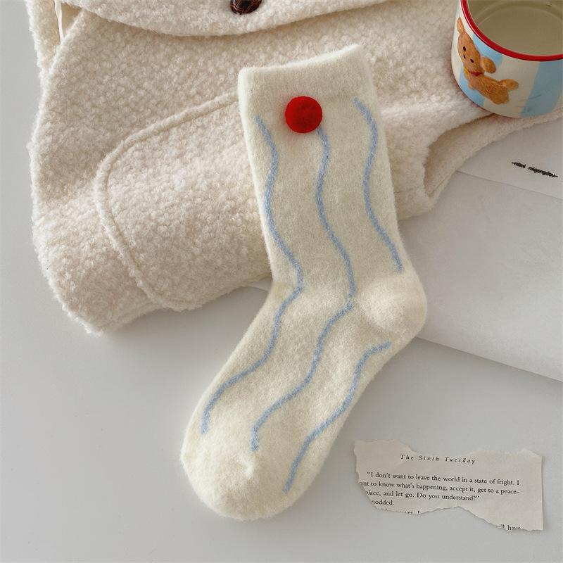 Australian Velvet Socks, Cute Cartoon Puppy, Fluffy Fabric Label Mid-calf Socks, Warm and Soft Sleeping Socks