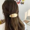European & American Geometric Metal Spring Hair Clip – Fashionable Seamless Side Clip for Women