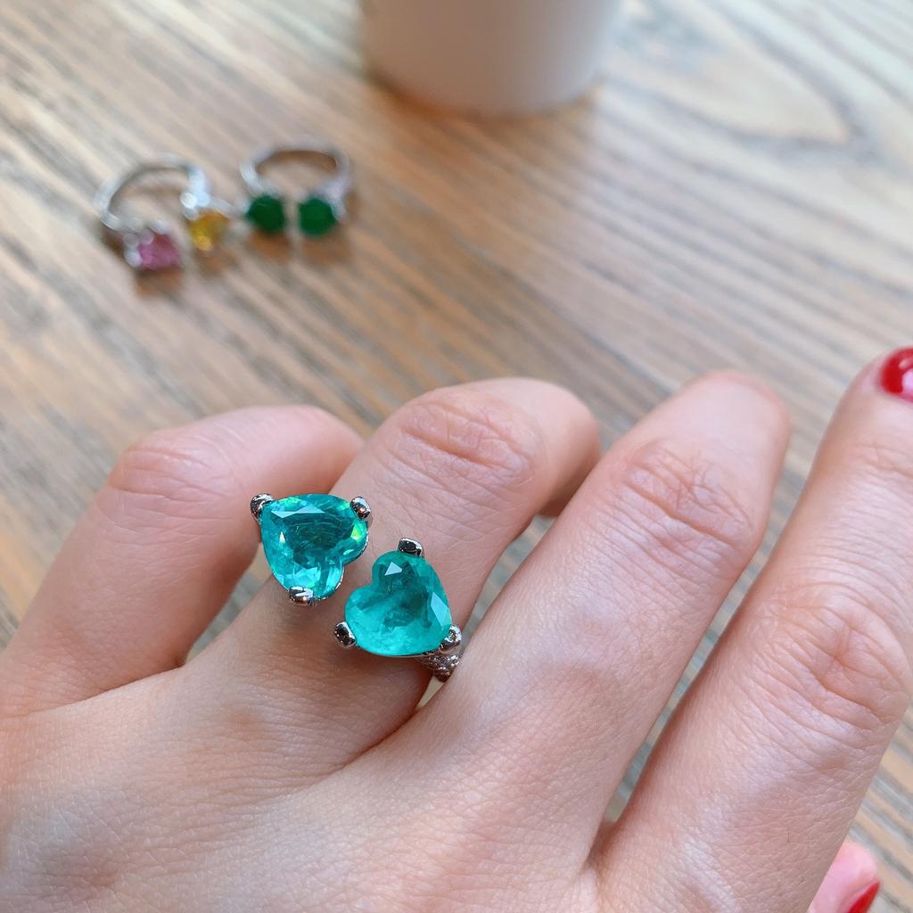 Stylish Love Shaped Women's Ring Luxury Paraiba Open Adjustable Ring Party Jewelry Anniversary Gift Engagement Ring