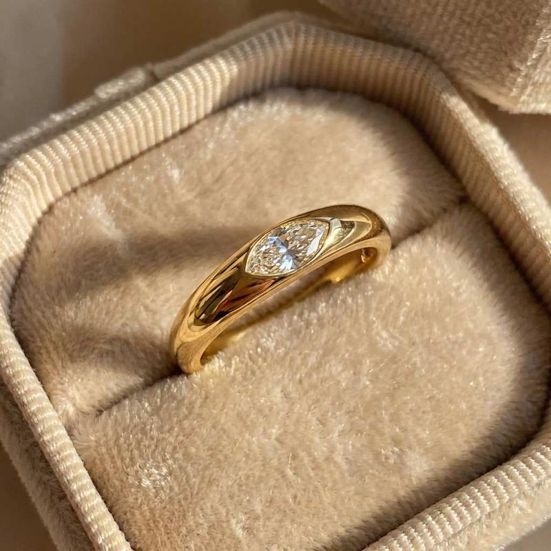 925 Sterling Silve Hot Sale Wedding Bands Women Rings with Marquise Cubic Zirconia Simple and Elegant Female New Trendy Zircon