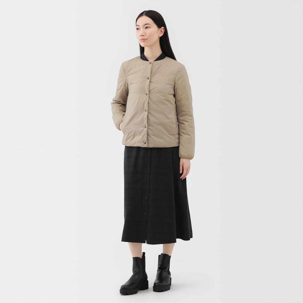 MUJI Leichte Daunenjacke für Damen, faltbar, ohne Kragen, BD10GA5A, Hellbeige, Damengröße XL