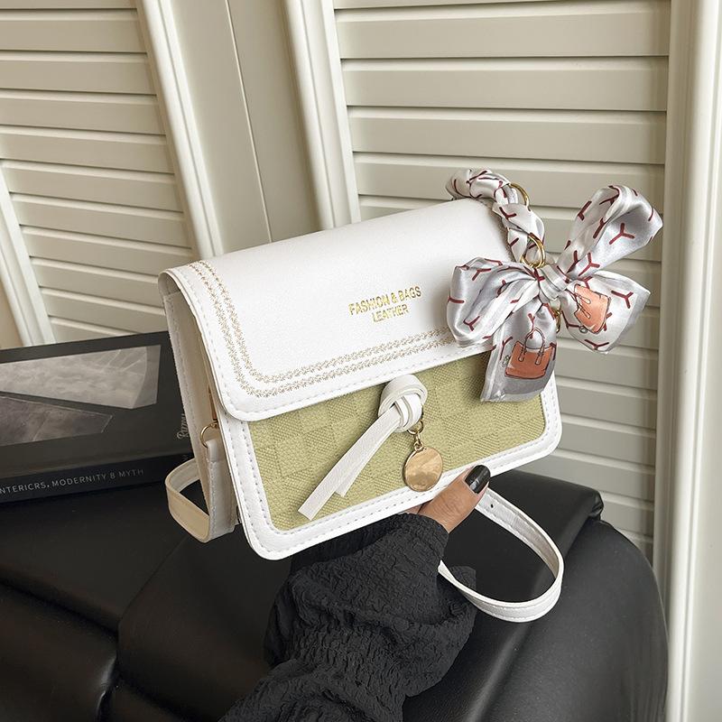 Popular fresh and sweet silk scarf small square bag 2025 summer new trendy fashion women's bag foreign style shoulder messenger bag