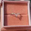 New Arrival Bridal Rings for Wedding Ceremony Party Fancy V Design Ring with Dazzling Stone Good Quality Women Jewelry